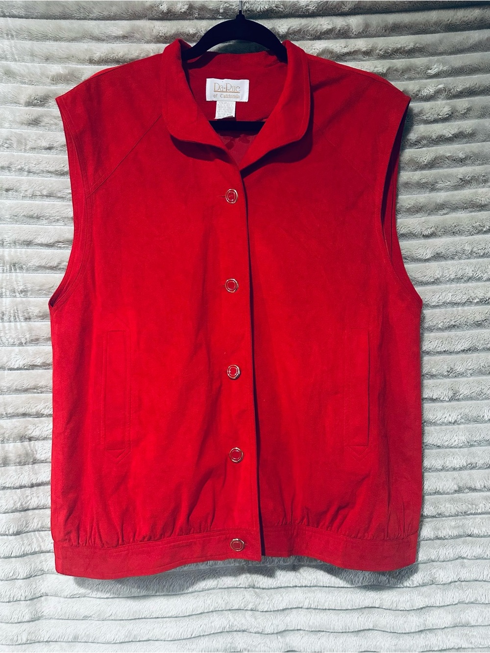 Vintage Red Sleeveless Button-Front Vest
